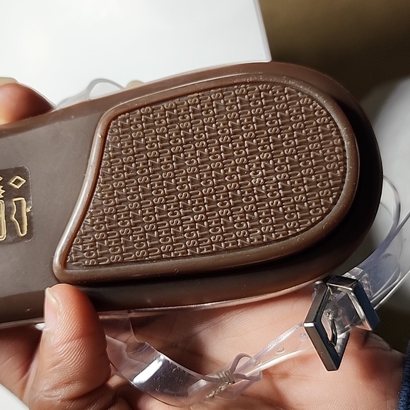 Schultz - Picture 9 of 11